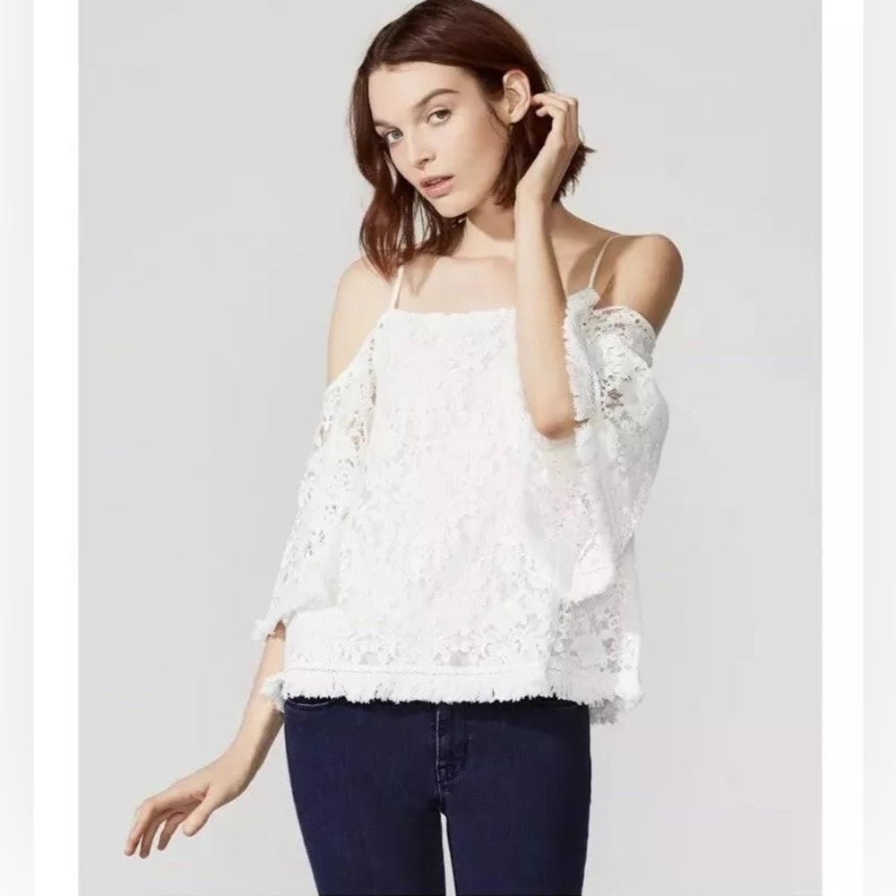 Bailey 44 Cold Shoukder Lace Top White size Small